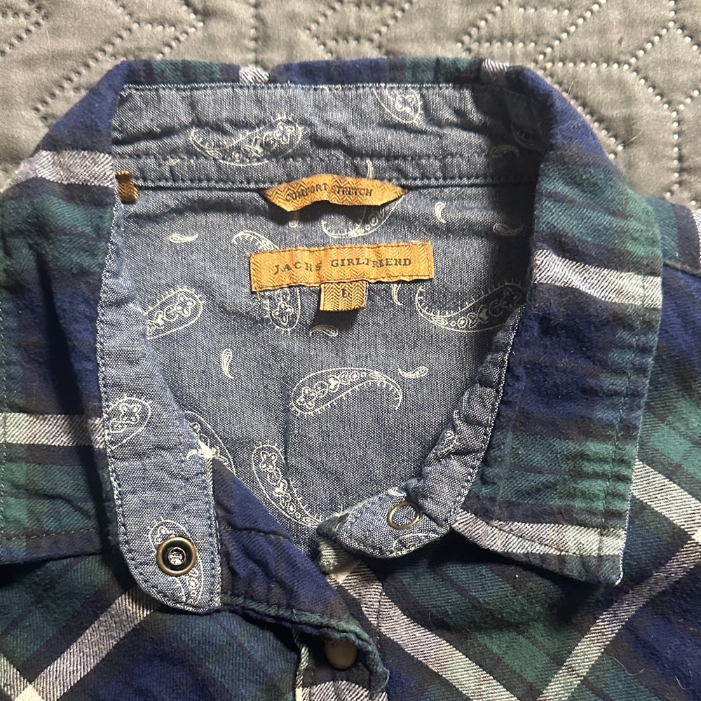 JACHS Girlfriend Navy and Forest Plaid Shirt - Picture 2 of 3